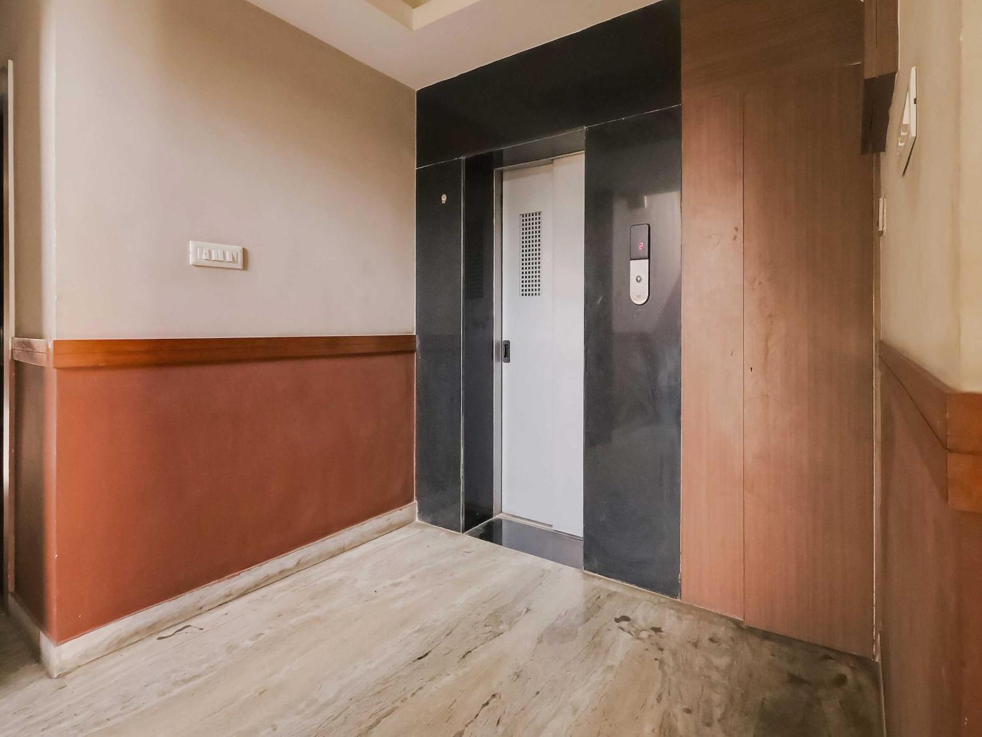 Hotel O Nirvana Lodge Guwahati Luaran gambar
