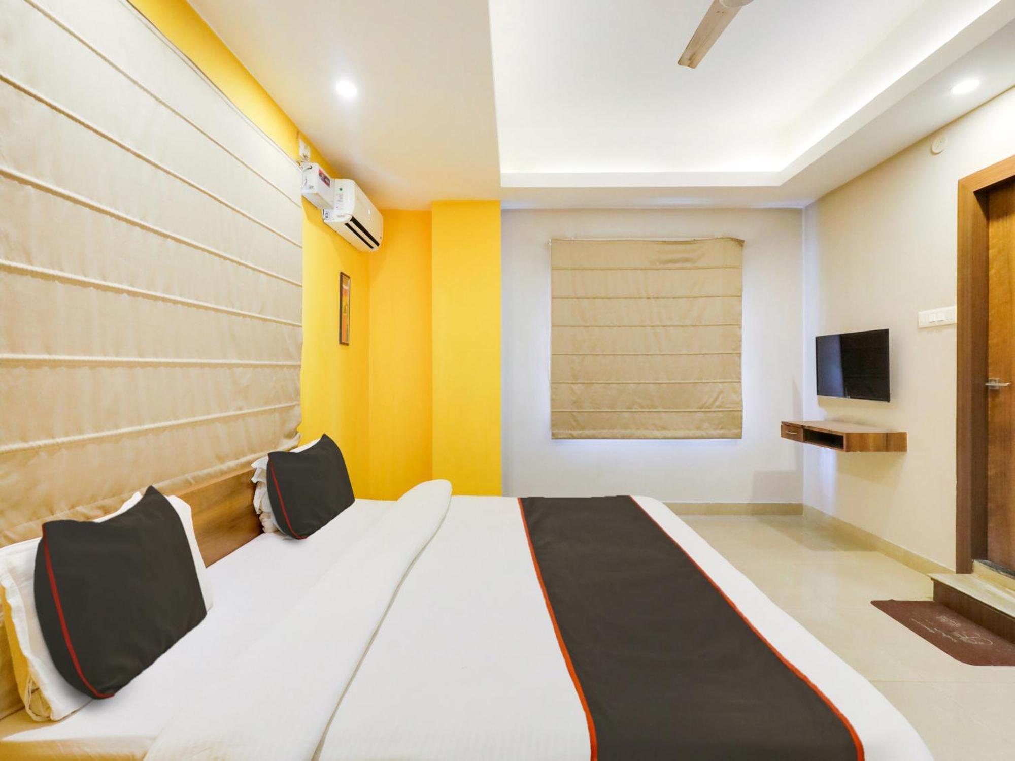 Hotel O Nirvana Lodge Guwahati Luaran gambar