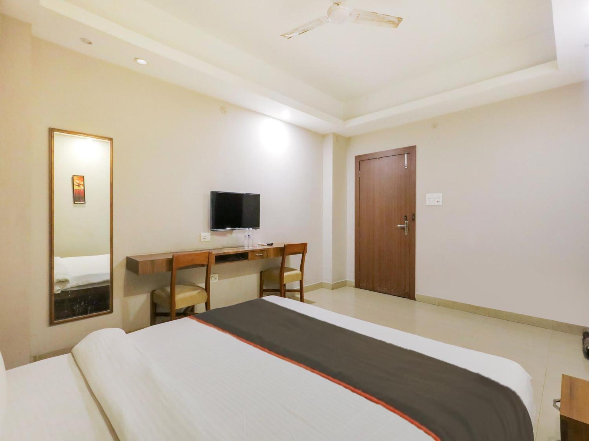 Hotel O Nirvana Lodge Guwahati Luaran gambar